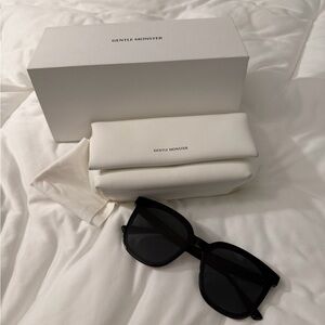 Gentle Monster Jackie Sunglasses *AUTHENTIC*